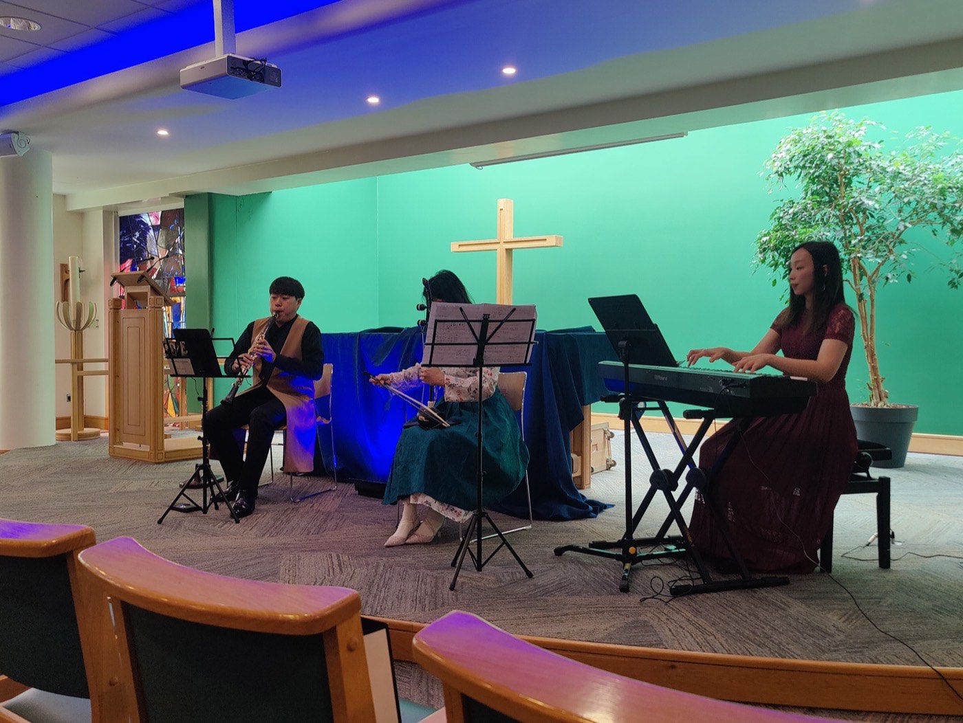 Clarinet, haegeum and keyboard in the chapel of Tallaght University Hospital